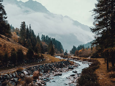 韩漫屋像校准：先校对比口径对齐吗，再把证据列成条（评论也能用）